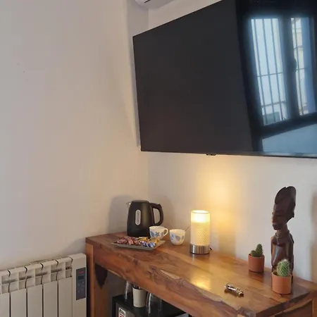 Privada En Zona Tranquila Homestay